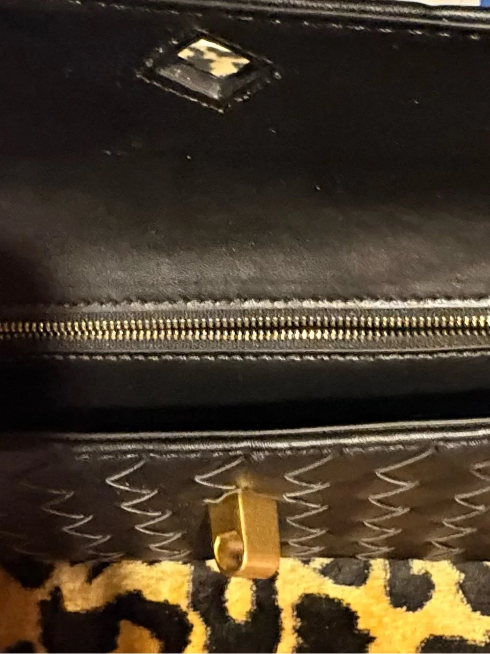 N/A elegant black